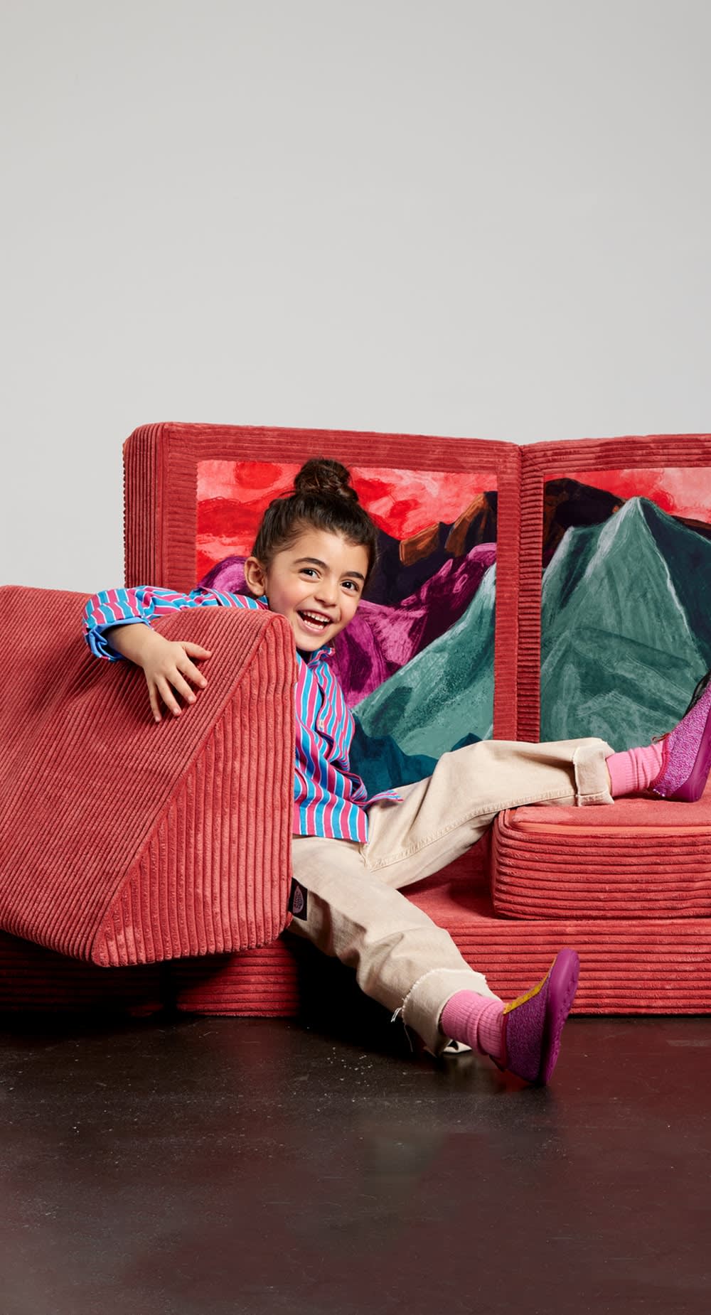 affenzahn-hero-listing-buecher-und-sofas-kinderzimmer-kindersofa