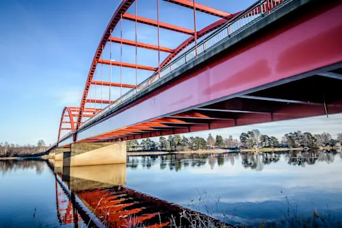 Modernt tagen bild Ljusdal sommar älvbron
