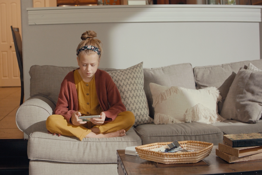 Gå på visning med barn bild