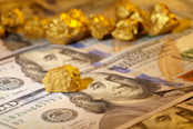 Gold Pieces on US Dollar Notes