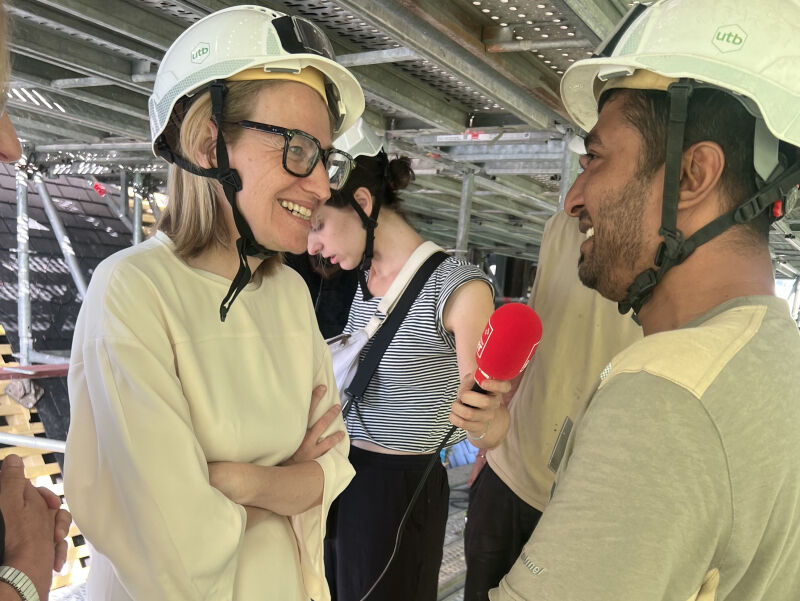 Astrid Panosyan-Bouvet sur un chantier du BTP