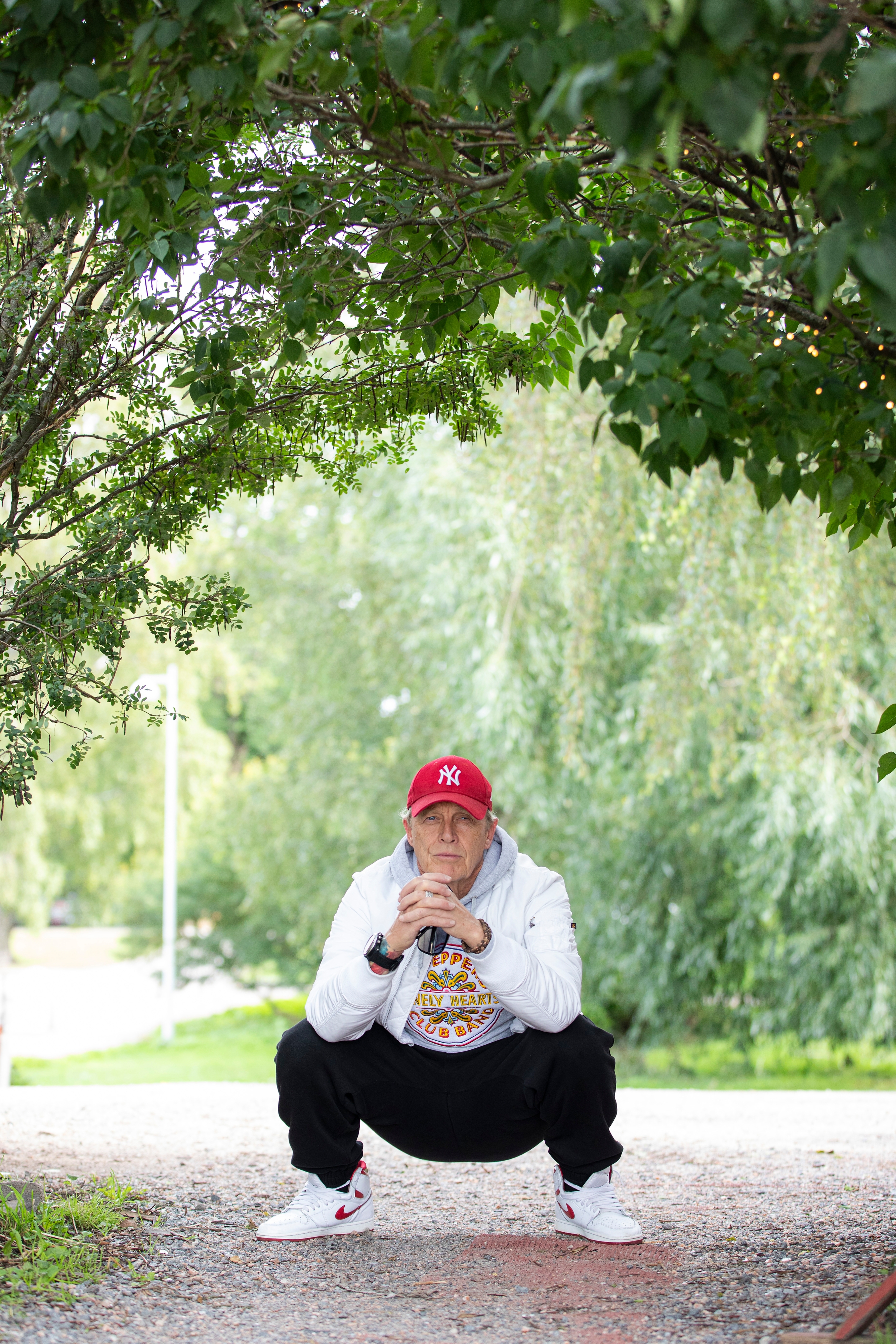 Jarkko Eve syväkyykyssä