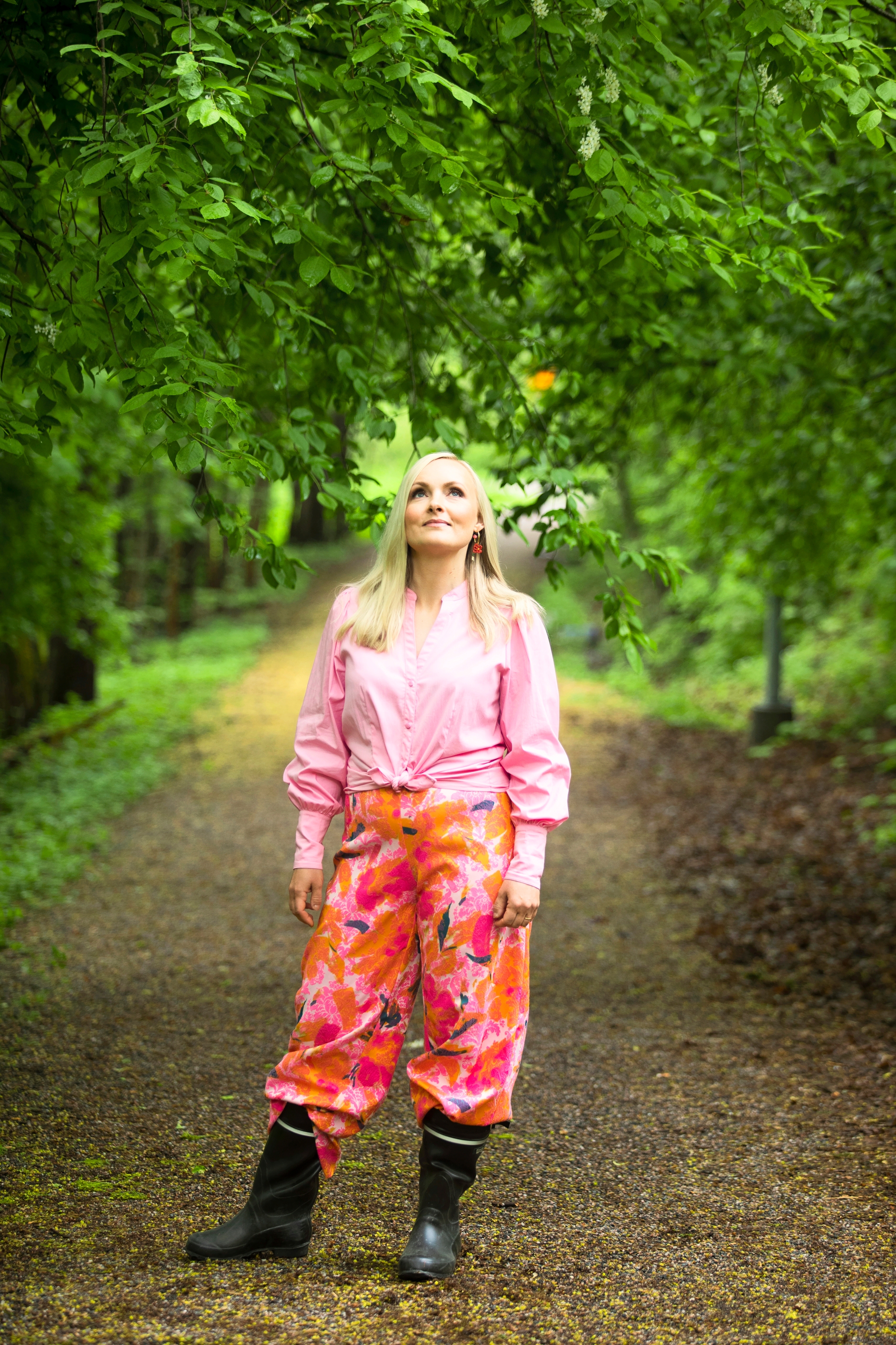 Maria Ohisalo saappaat jalassa