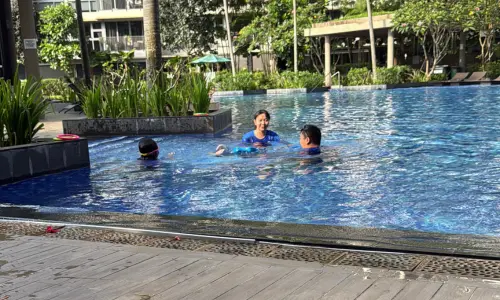 Water Play vs. Structured Lessons – What Works Best?