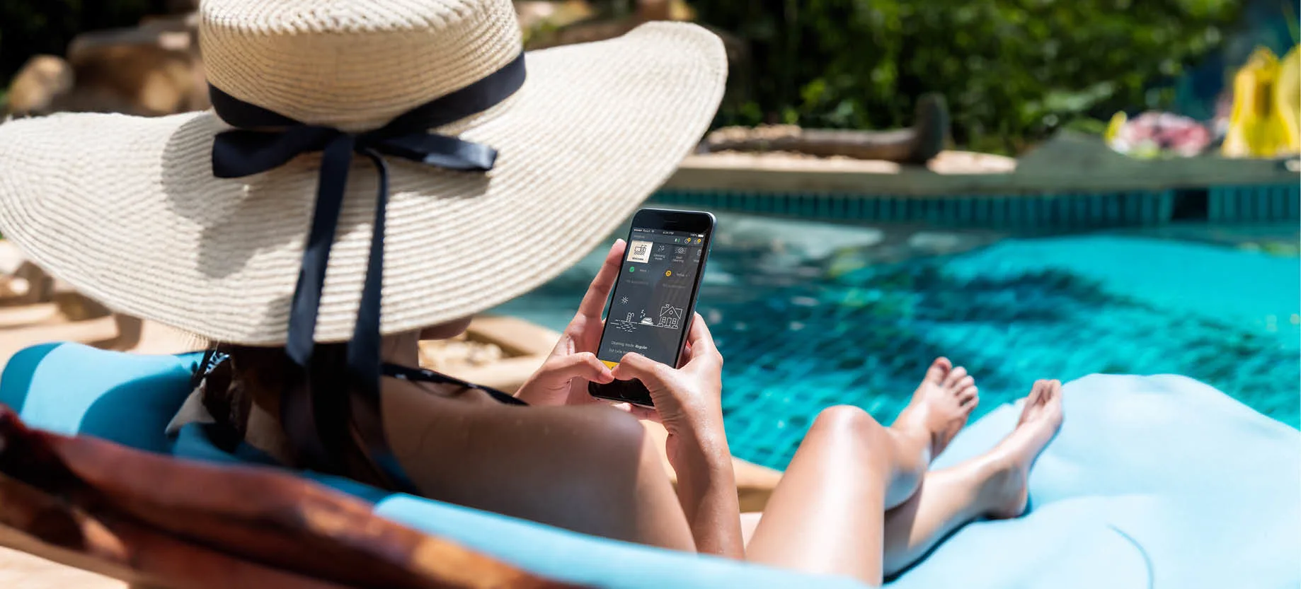 Robotic pool cleaners Say Goodbye to Tedious Tasks