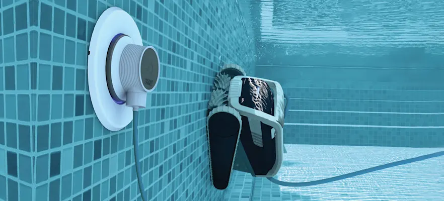 Poolside Connect robotic pool cleaner innovation