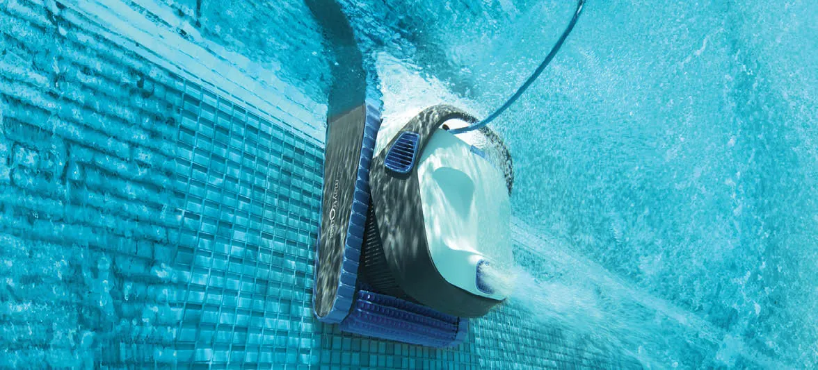 Dolphin robotic pool cleaner PowerStream mobility system