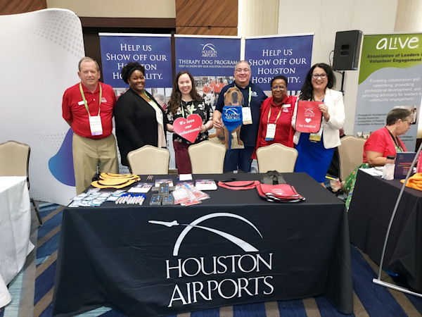Houston Airports Ambassadors shine at Points of Light Conference