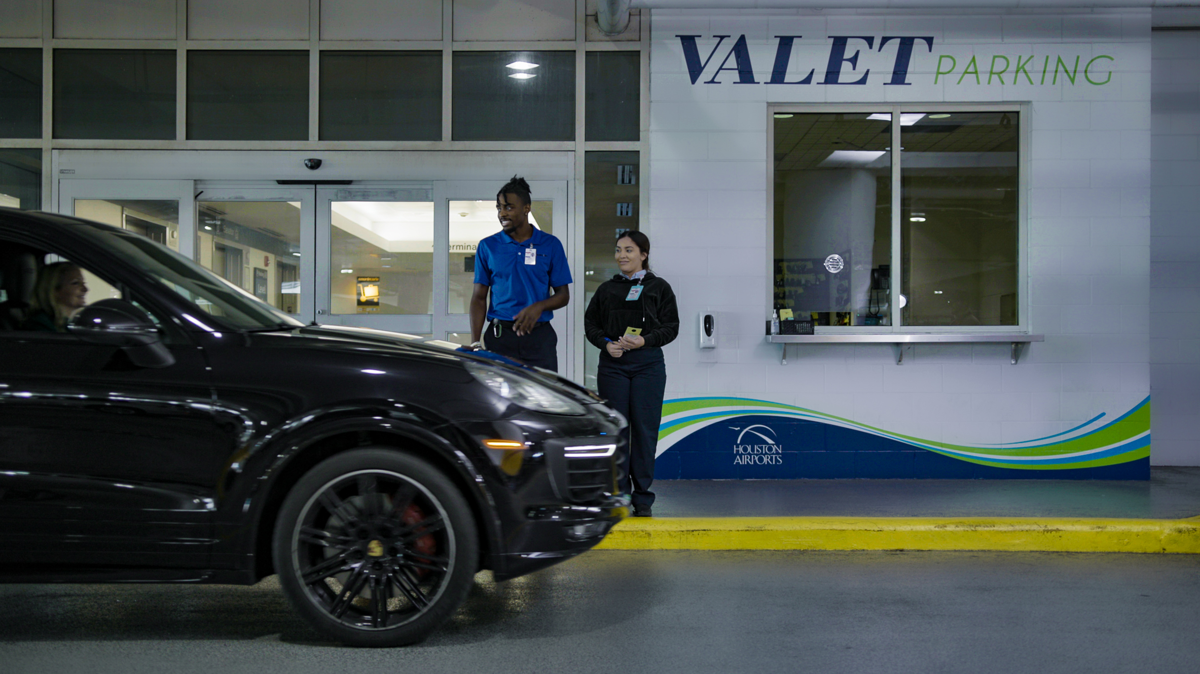 IAH-Valet Parking-Image
