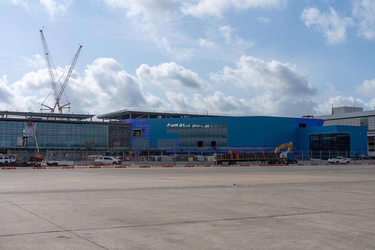 IAH Terminal B