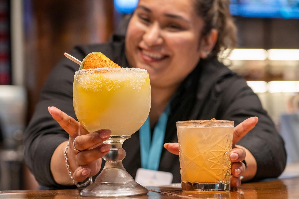HOU-Local Flavors-Rustic Bar