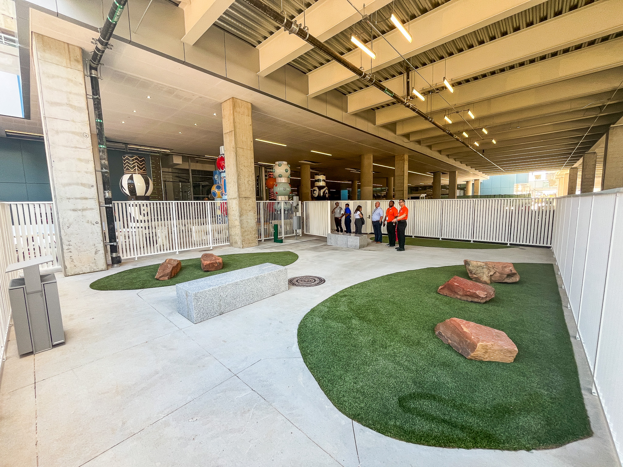 IAH Terminal E Pet Relief Area