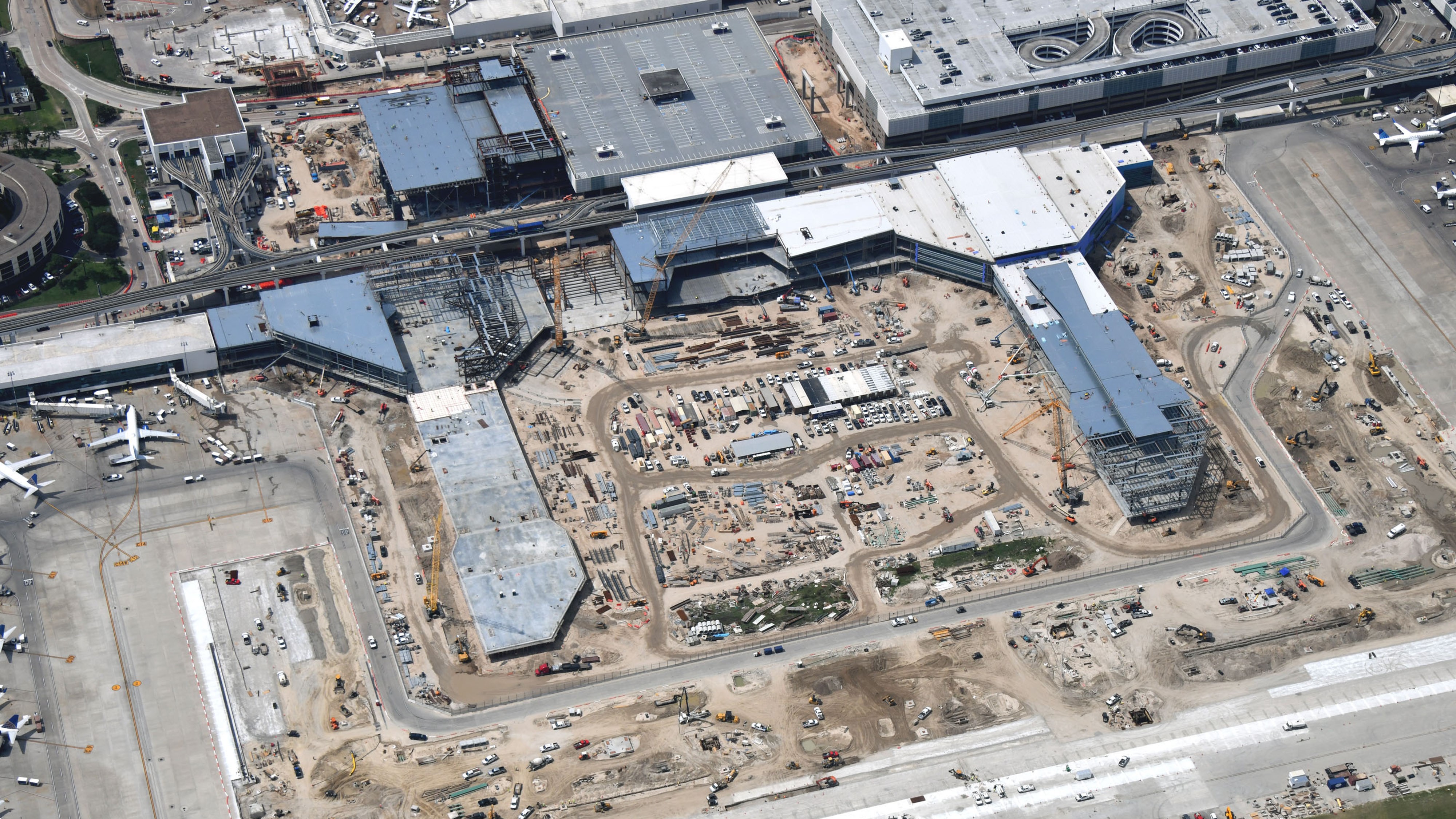 IAH Terminal B 2025