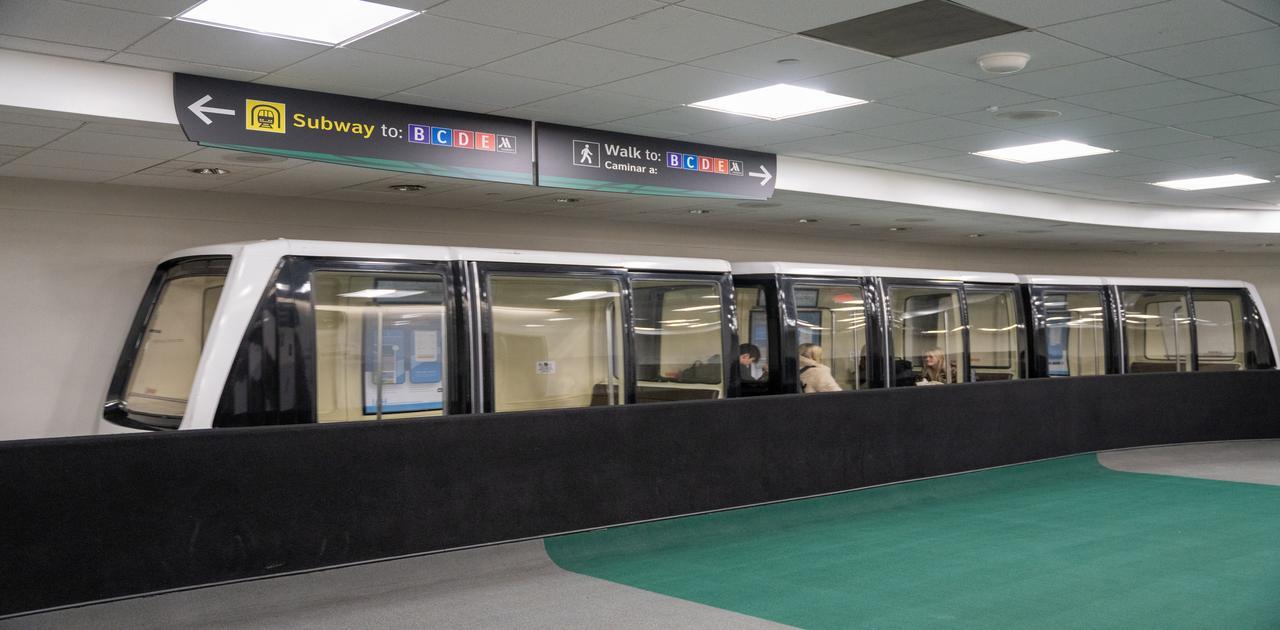 IAH Subway