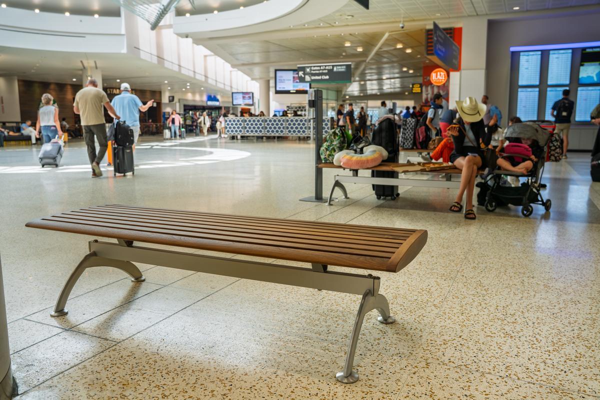 IAH Terminal A Benches