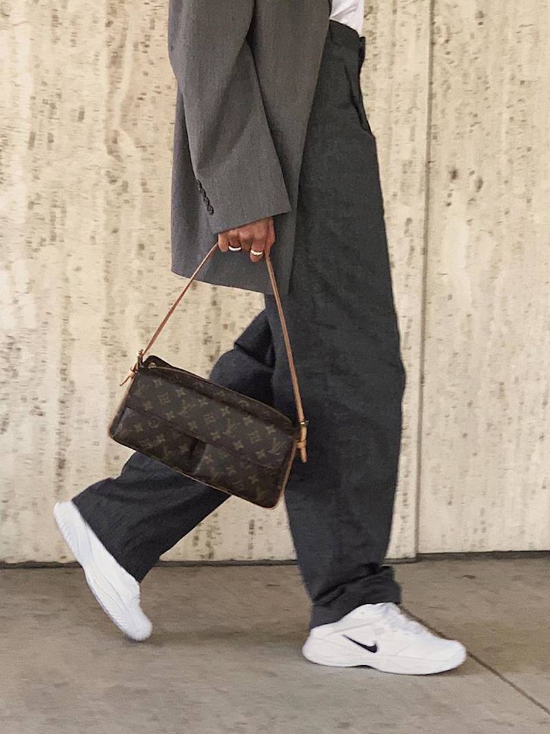 Pre-Owned Leather Bags