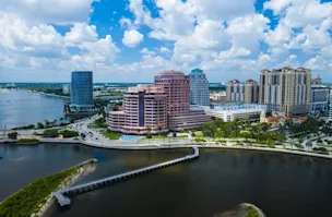 Article image for: 9 Best Places to Get Free & Cheap Moving Boxes in West Palm Beach, FL