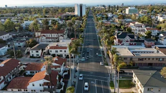 Article image for: How Much Does Hiring a Moving Company Cost in Orange?