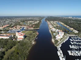 Article Image: Where to Get Free & Cheap Moving Boxes in Palm Coast