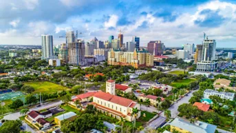 Article image for: How Much Does Hiring a Moving Company Cost in Fort Lauderdale?