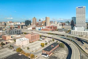 Article image for: How Much Do Movers in Milwaukee Cost?