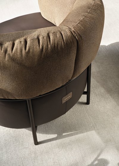 COMPONENT_SCROLLABLE_HERO_CARD_Borbonese x Calligaris_3