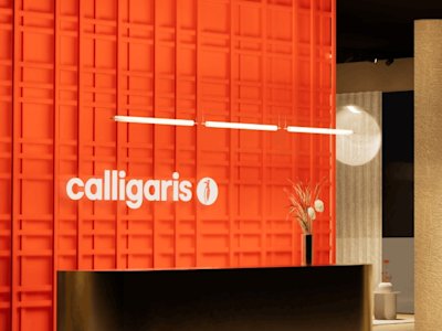 04 26 Calligaris Srtand1