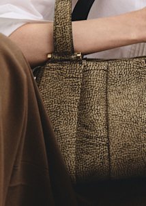 COMPONENT_SCROLLABLE_HERO_CARD_Borbonese x Calligaris_2