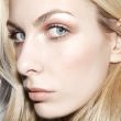 best-makeup-for-blue-eyes-eyeshadow-alice-lane-10