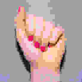 pink-nail-polish-manicure-10