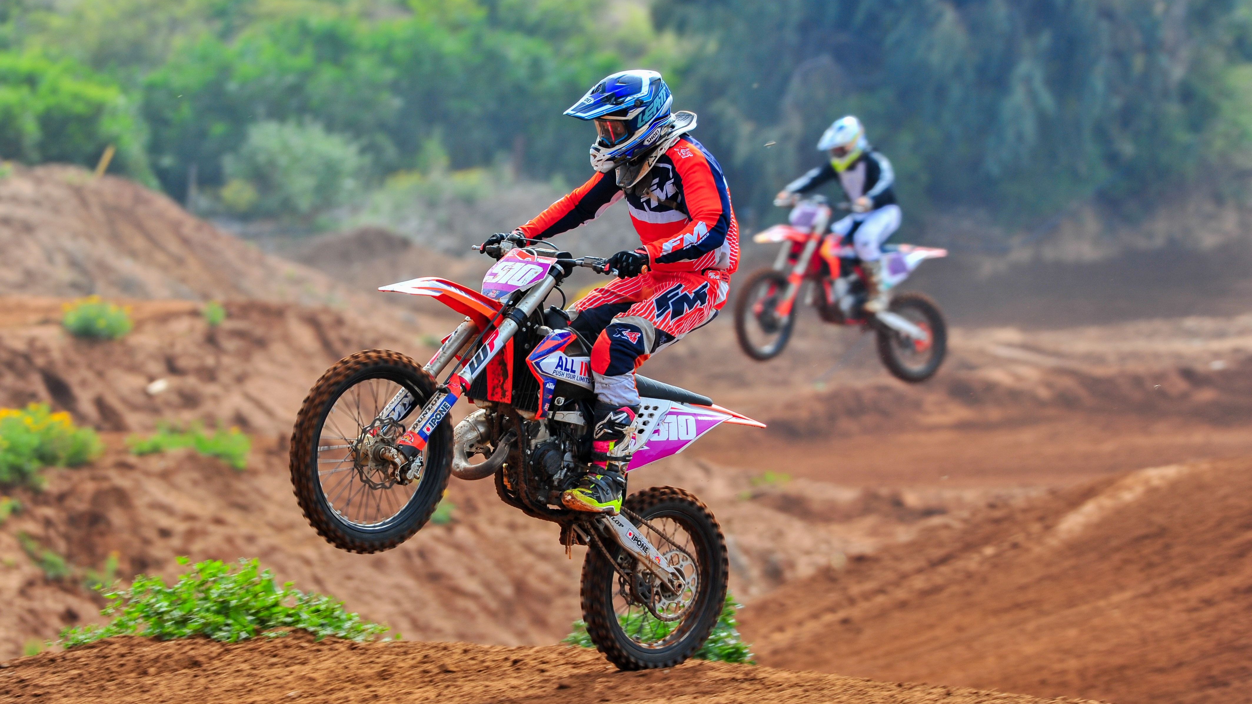 The ultimate eMoto & eDirt bike helmets to protect you