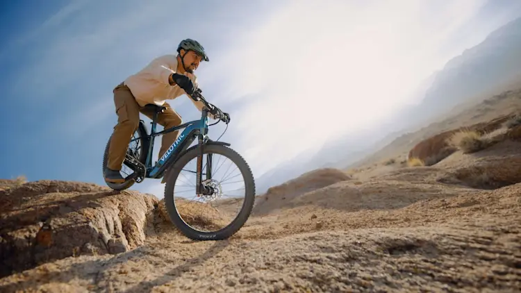 Full Suspension vs Hardtail eMTBs: Your eBike Suspesnion Guide
