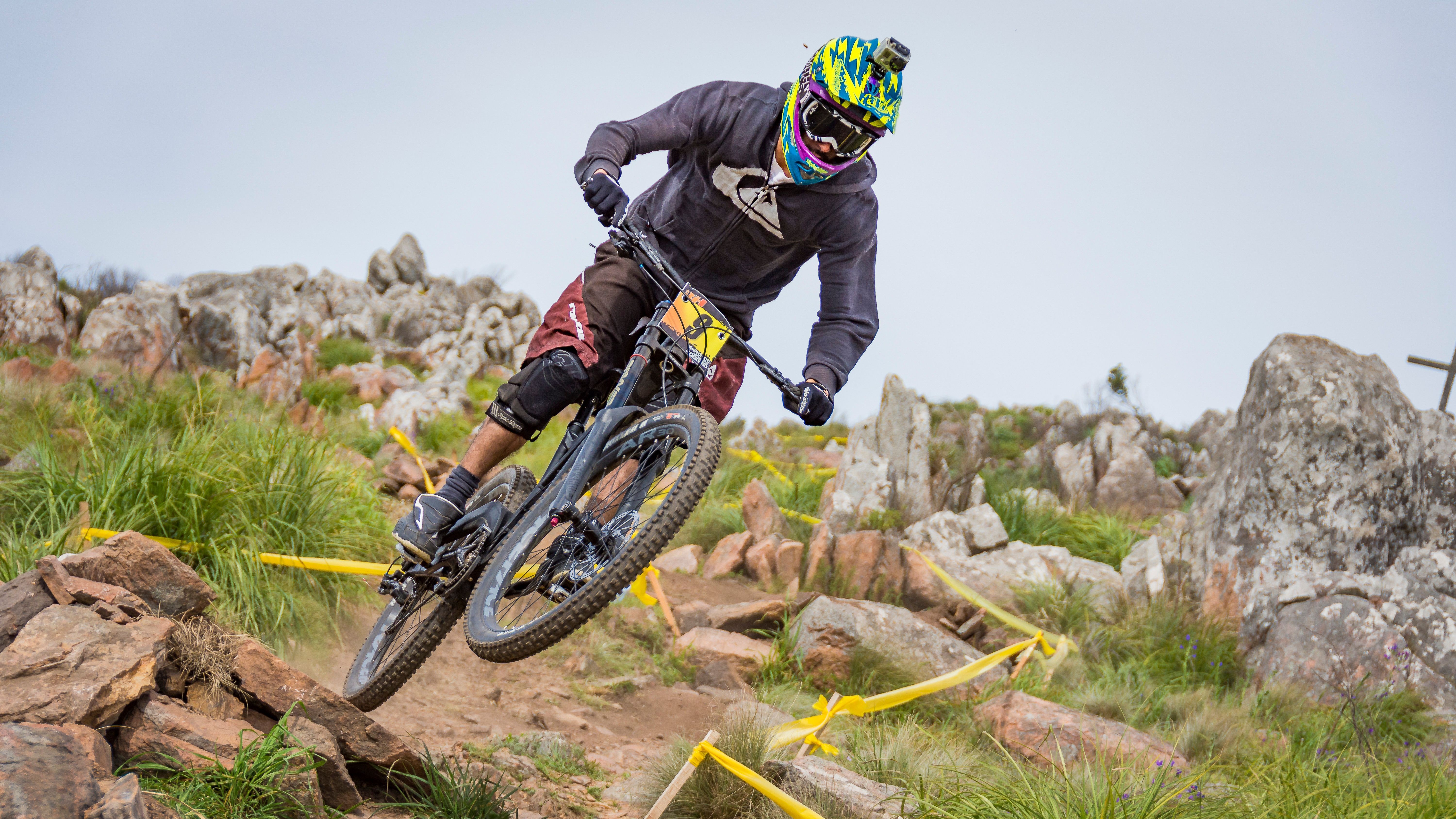 How should you buy your next eMTB & Gravel riding helmet?