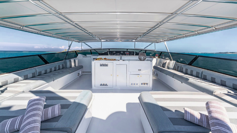 Motor-yacht-margate