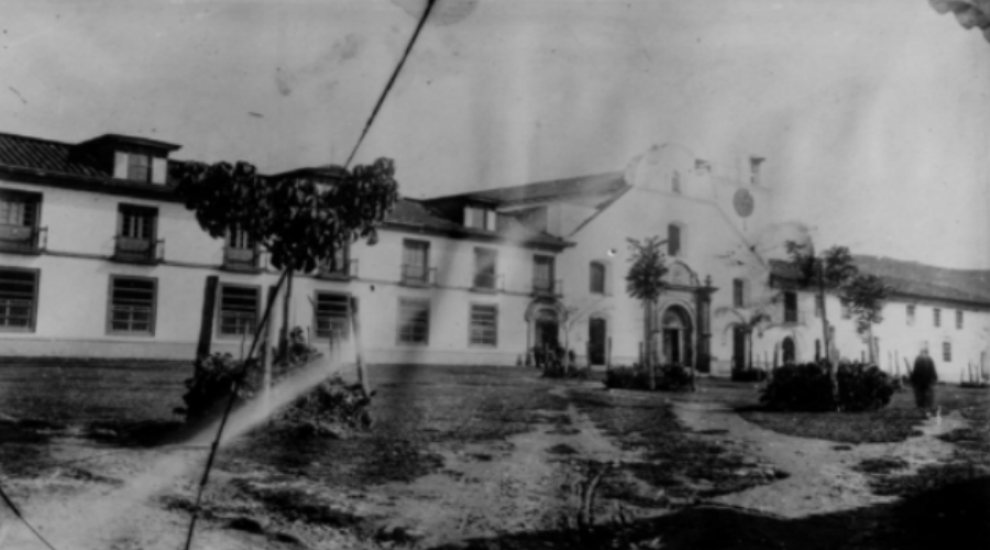 Claustro 1870