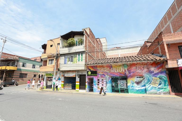 Alexis-gomez-cronicas-del-barrio-bello-14