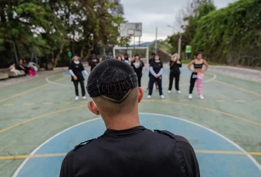 Crónicas del barrio - Harrison Pérez de Nova CrewNano-Bello-20