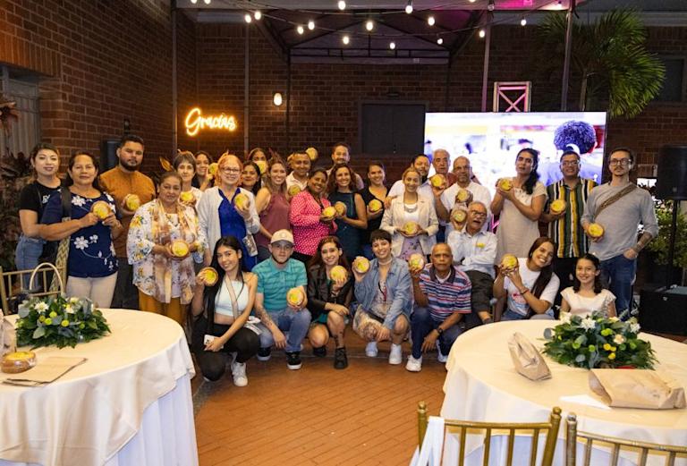 Cabecera banquete de la gratitud girardota