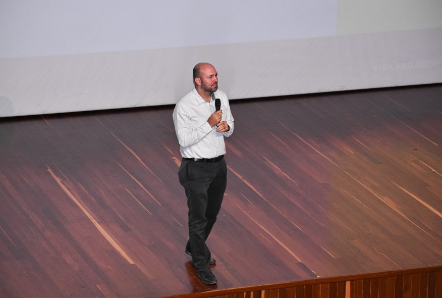 gonzalo-aguilar