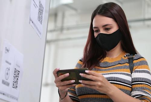 Mujeres y jóvenes