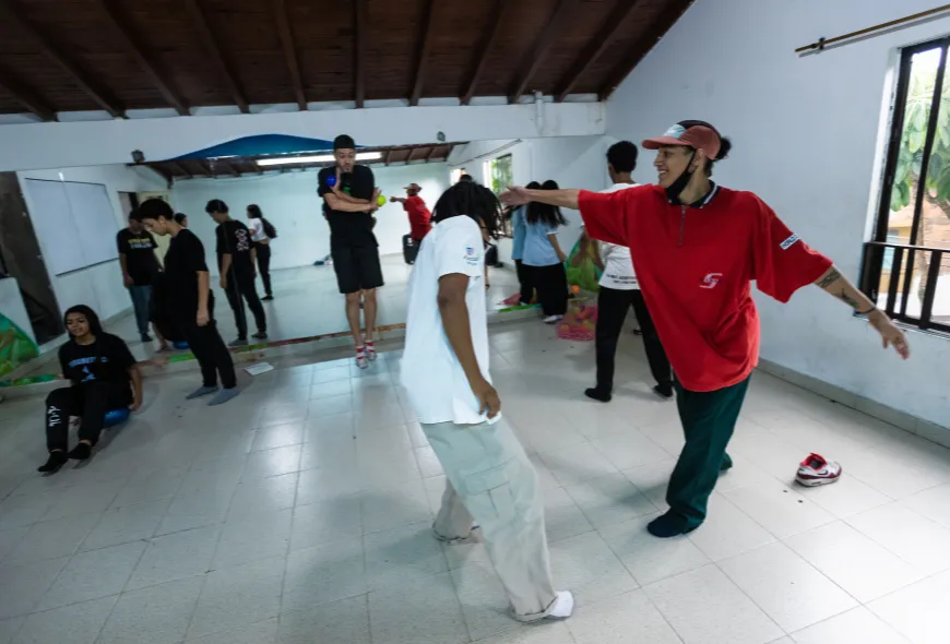 Crónicas del barrio - Harrison Pérez de Nova CrewNano-Bello-12