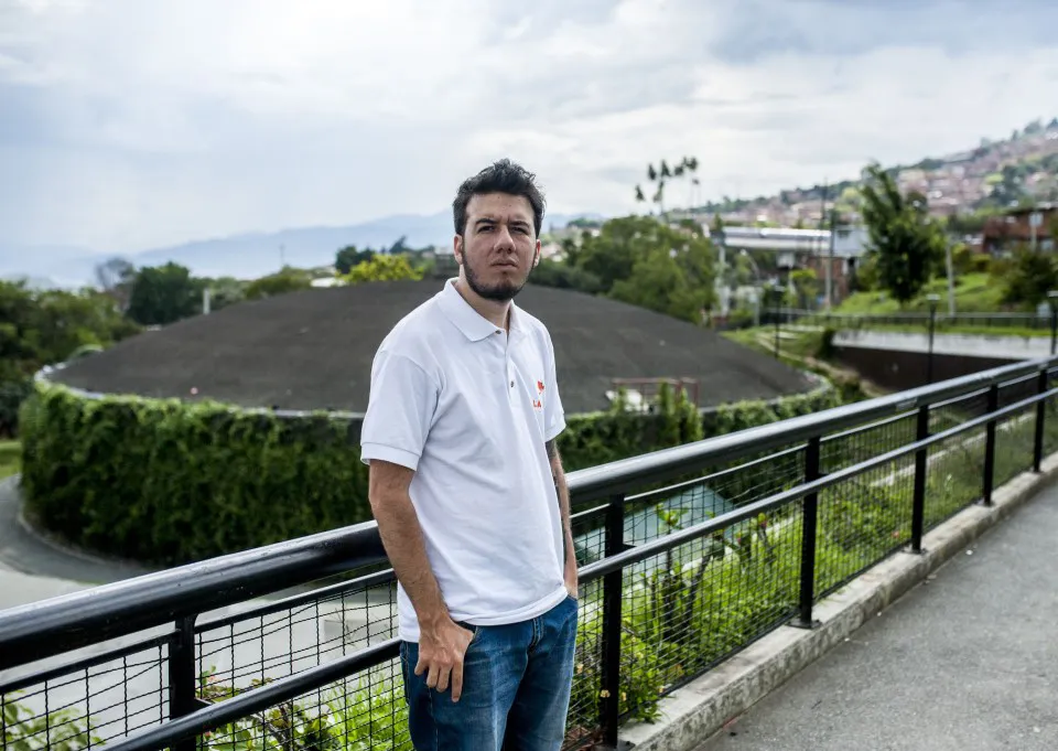 Federico-Aguirre-cronicas-del-barrio-pedregal-7+.jpg