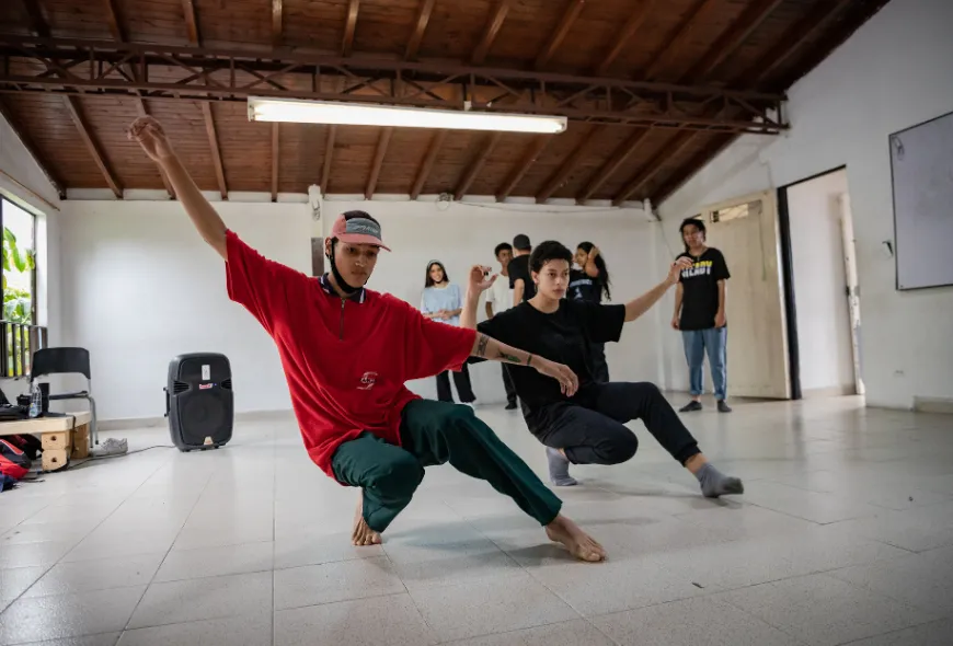 Crónicas del barrio - Harrison Pérez de Nova CrewNano-Bello-8