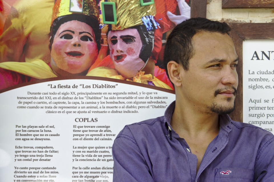 Juan-Gabriel-cronicas-de-la-region-santafe-34+.jpg