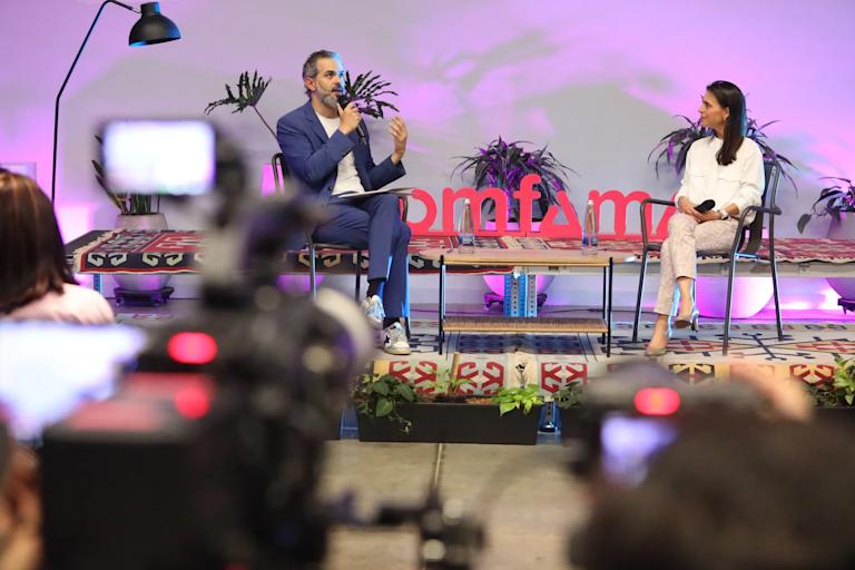 Foto > Segundo episodio 2025 > pódcast Mujeres Líderes