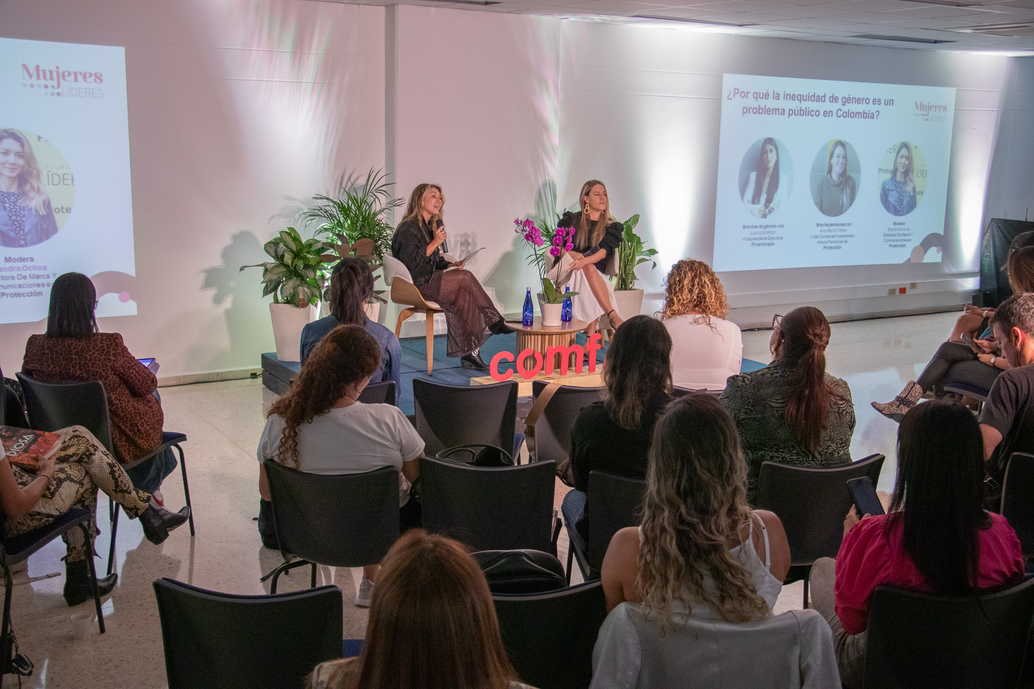 Foto > Podcast Mujeres Líderes > Episodio 03 Temporada 2025 > Público 1