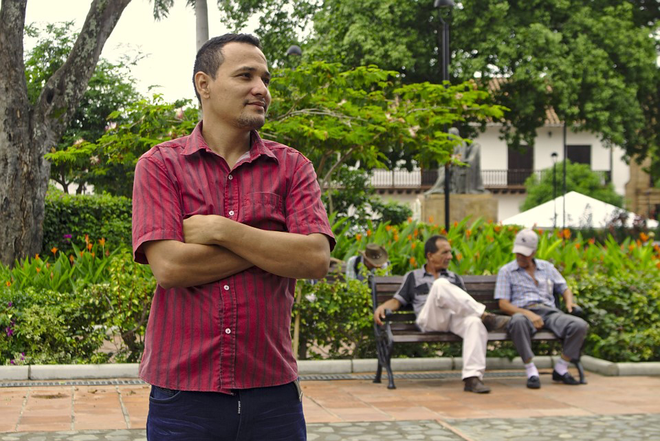 Juan-Gabriel-cronicas-de-la-region-santafe-13+.jpg