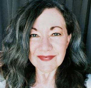 Nancy Dunlop Headshot