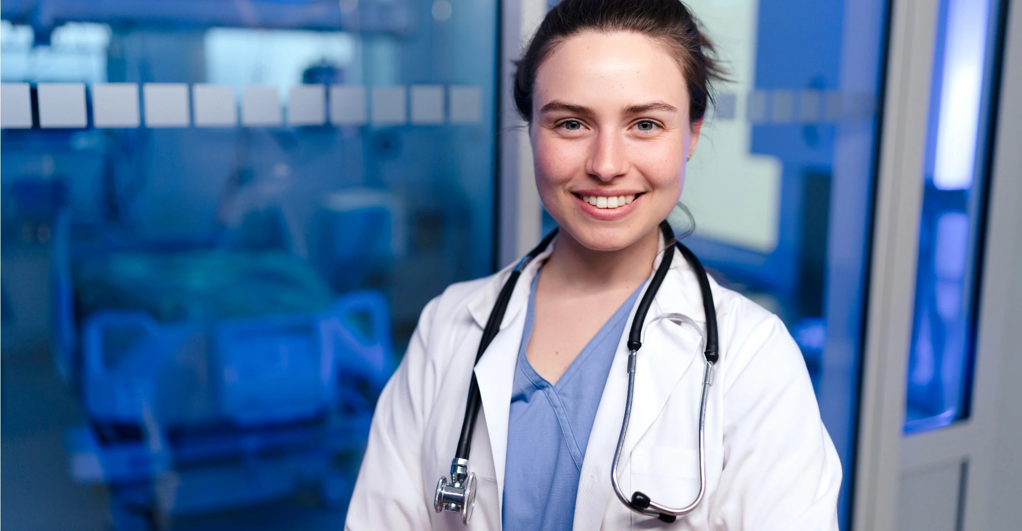 43437 - Medical Schools Curated Hub - Sec 3 Image 1 - US Med Student