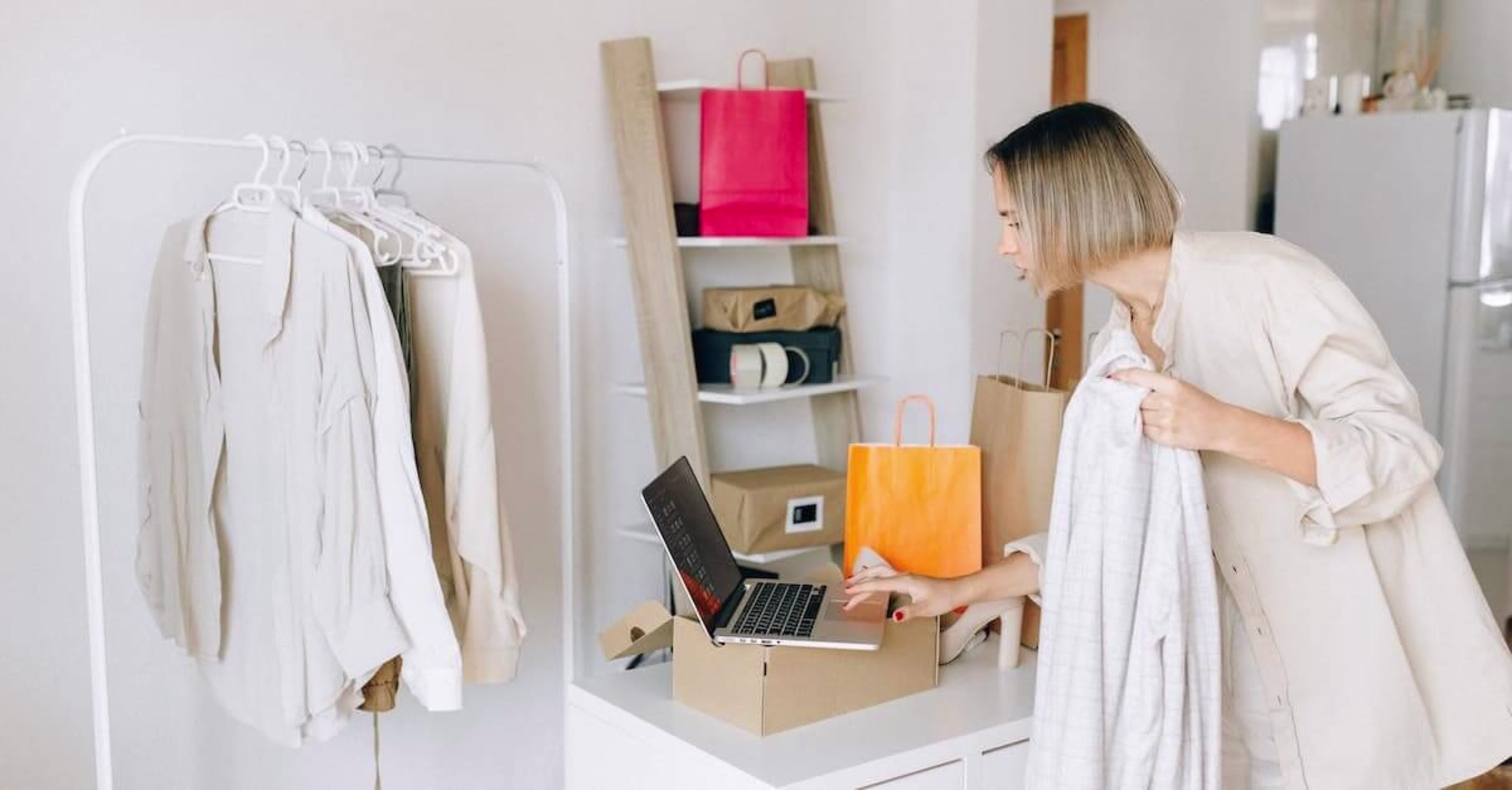 Luxe et digital : de la boutique au Web, quels sont les nouveaux défis du luxe ? — Cover Image